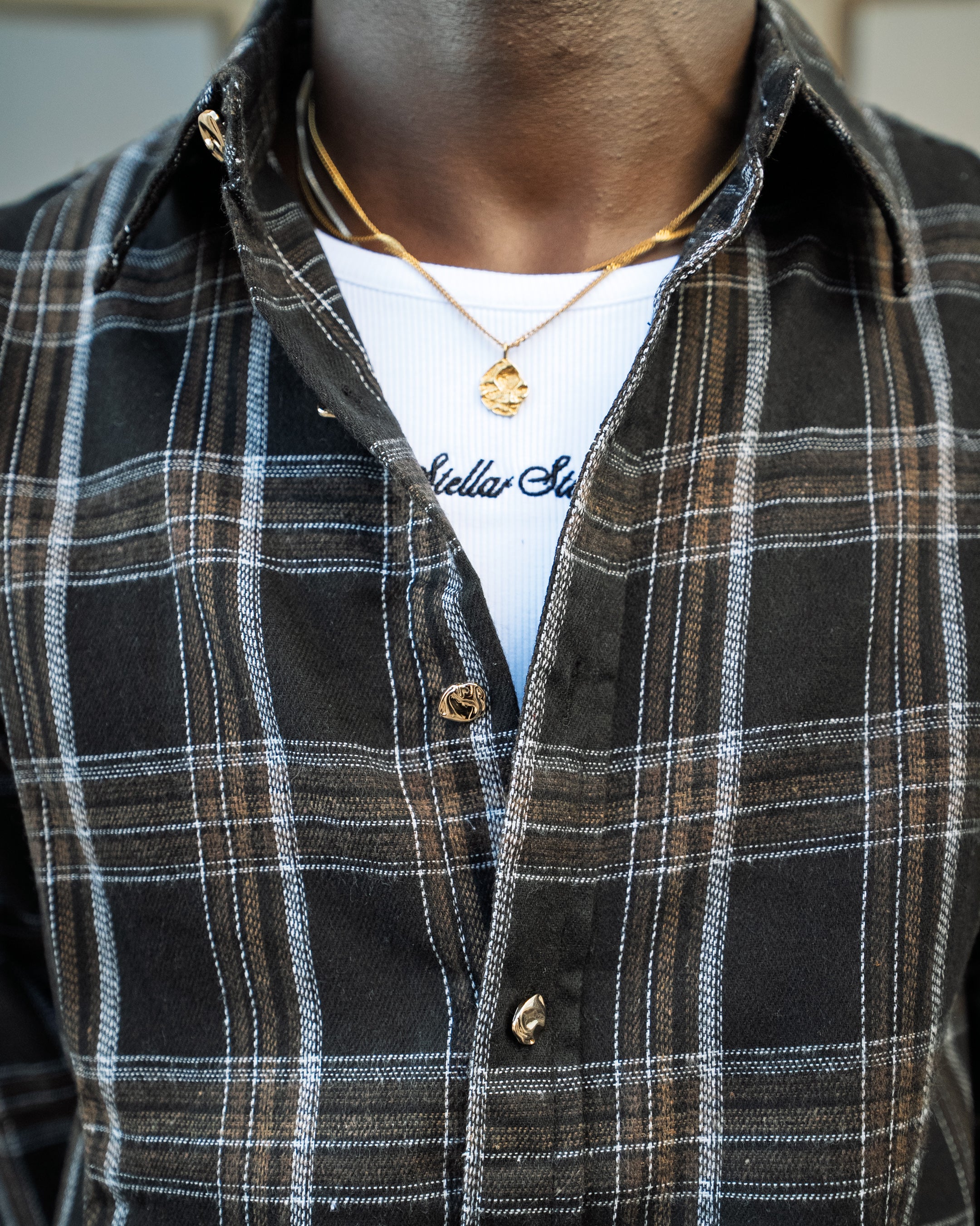 Black/brown checkered shirt
